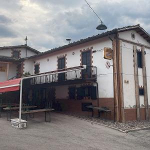 esterno arrosticini Lo Spagnolo a Trignano di Isola Del Gran Sasso D'Italia di TeramoArrosticini Lo Spagnolo Trignano Isola Del Gran Sasso Ditalia Teramo