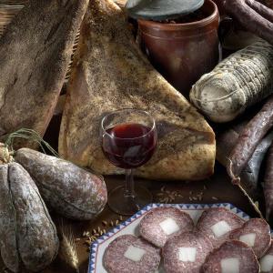 carni e salumi prodotti tipici del Gran Sasso D'Italia in Abruzzo
