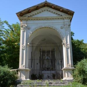 Chiesa della Madonna della Neve a Tossicia a Teramo in  Abruzzo del Gran Sasso D'Italia