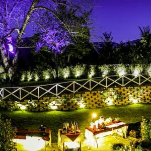 giardino di notte Hotel Pina ad Isola del Gran Sasso a Teramo in Abruzzo