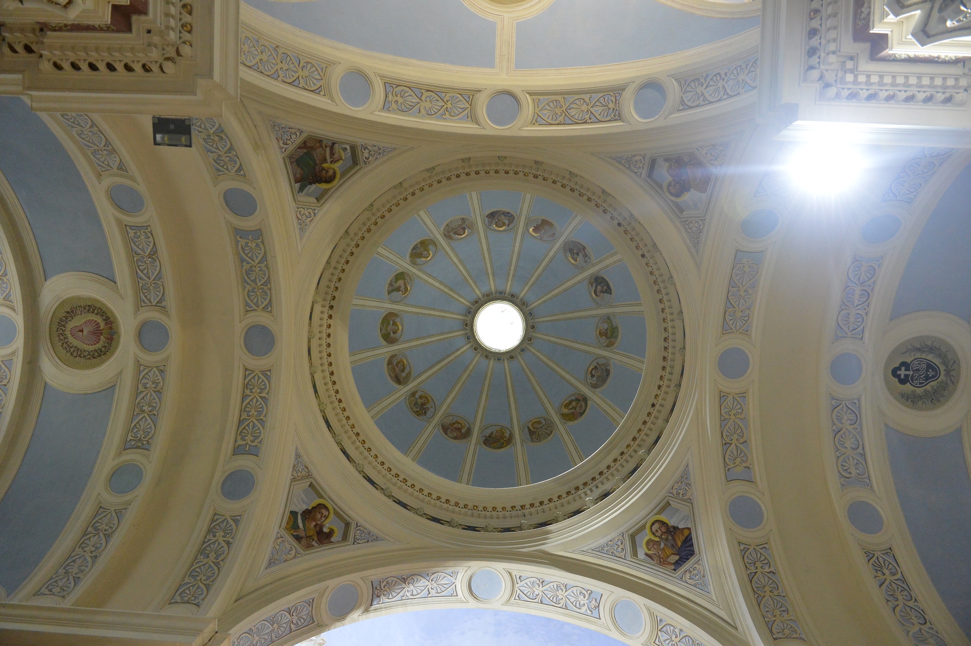 basilica di San Gabriele dell'Addolarata nel comune di Isola del Gran Sasso a Teramo in  Abruzzo del Gran Sasso D'Italia