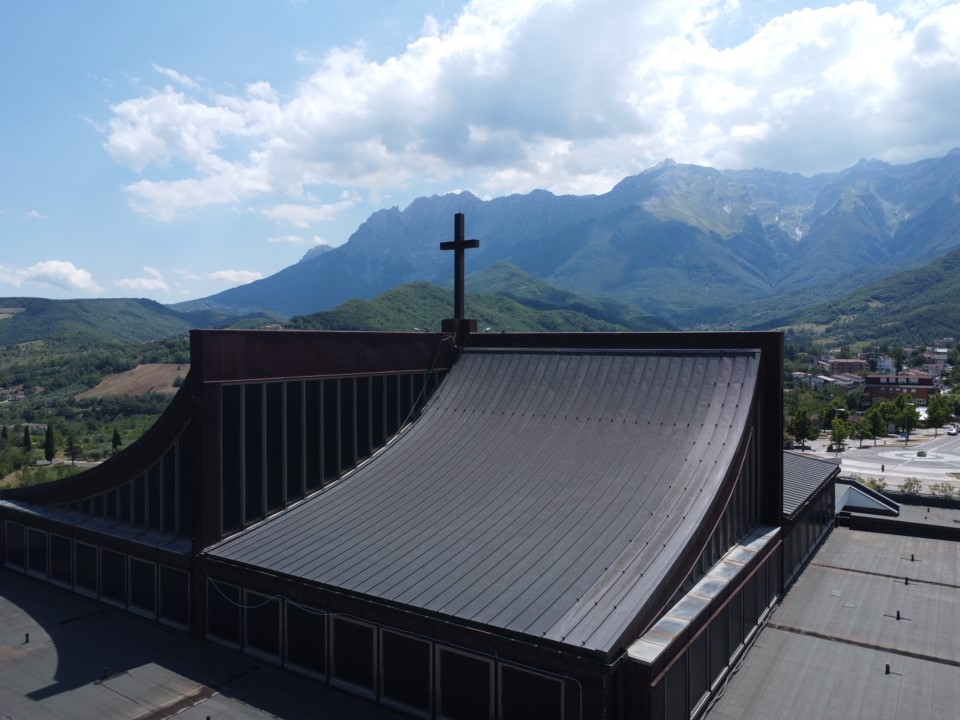 basilica di San Gabriele dell'Addolarata nel comune di Isola del Gran Sasso a Teramo in  Abruzzo del Gran Sasso D'Italia