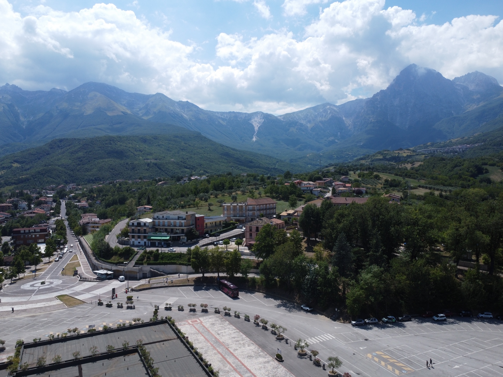panorama basilica di San Gabriele dell'Addolarata nel comune di Isola del Gran Sasso a Teramo in  Abruzzo del Gran Sasso D'Italia