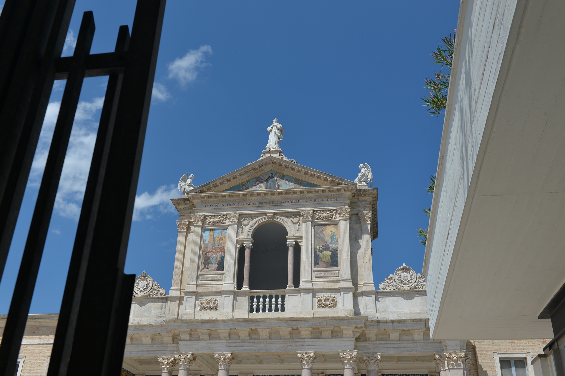 basilica di San Gabriele dell'Addolarata nel comune di Isola del Gran Sasso a Teramo in  Abruzzo del Gran Sasso D'Italia