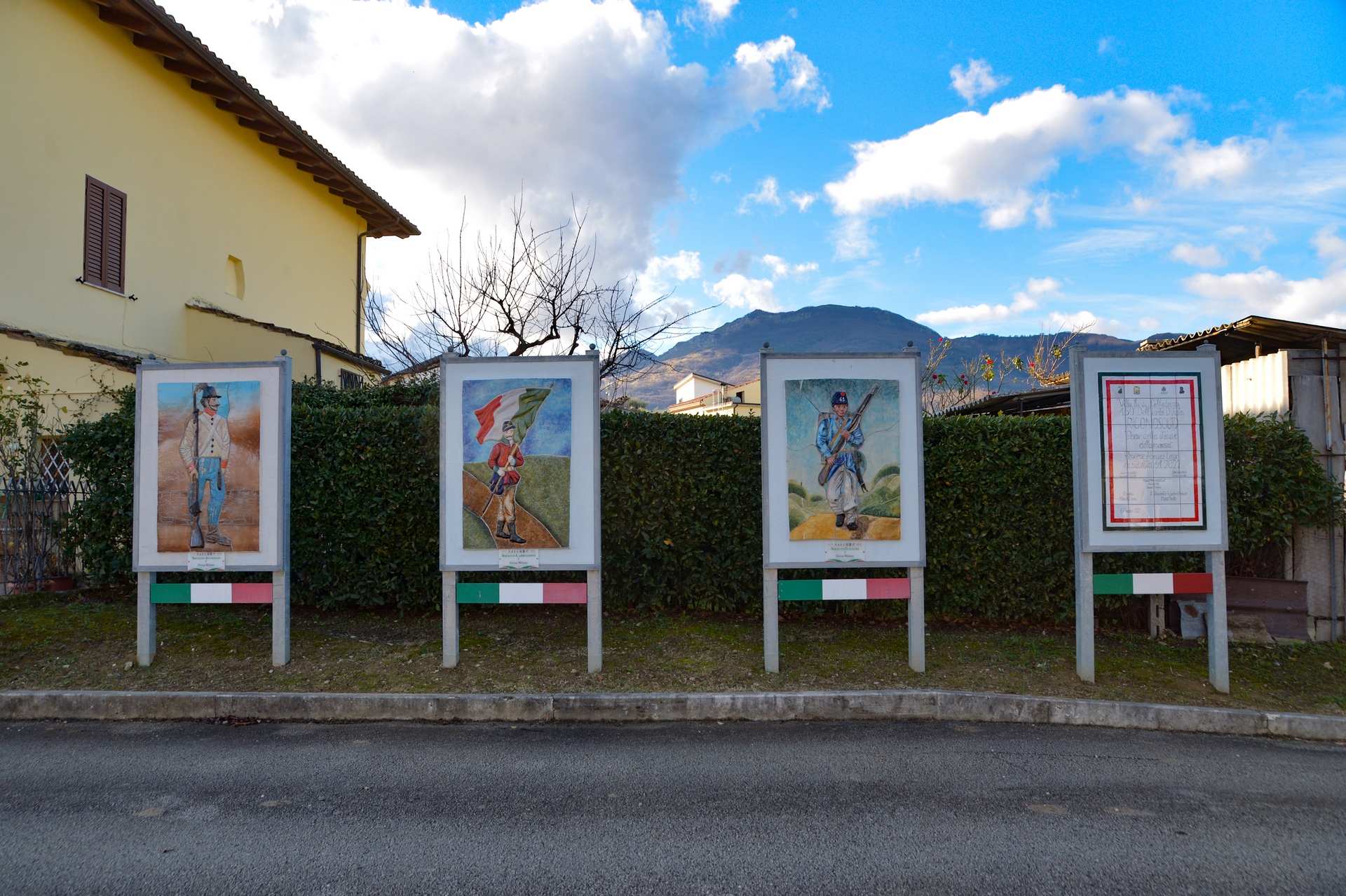 quadri ceramica Villa Ilii nella Valle del Gran Sasso a Teramo in Abruzzo