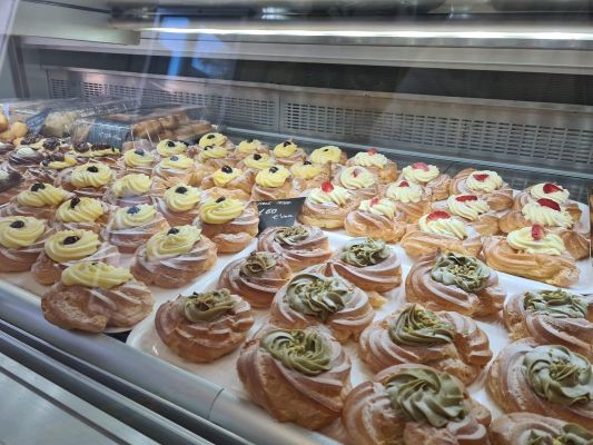 zeppole panificio Mascitti Francesco a Isola Del Gran Sasso D'Italia in Abruzzo