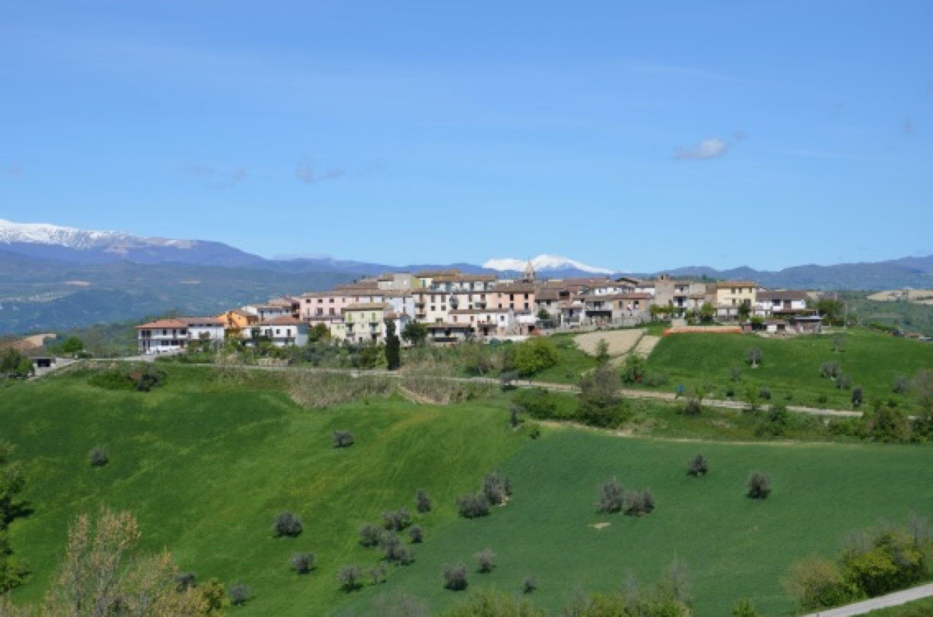 Tappa del cammino medievale nella valle del gran sasso