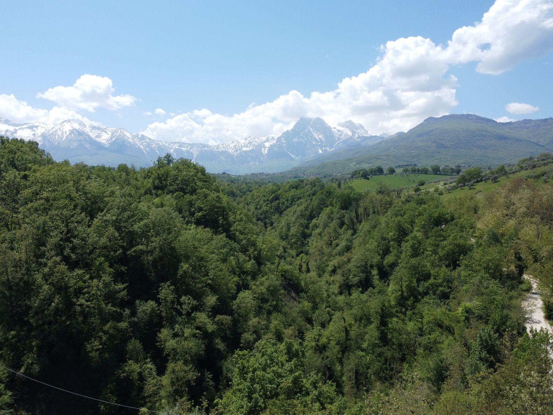 Visuale Del Borgo Incantato di Castiglione Della Valle a Teramo in Abruzzo