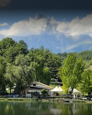 lago agriturismo Gran Sasso sul Lago di Corazzano Castel Castagna di Teramo