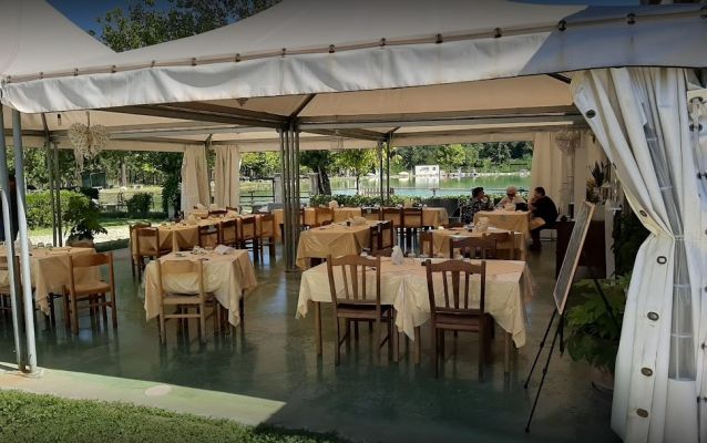 esterno agriturismo Gran Sasso sul Lago di Corazzano Castel Castagna di Teramo