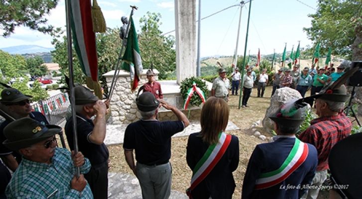 cerimonia Gruppo Alpini Castel Castagna Gran Sasso D'Italia