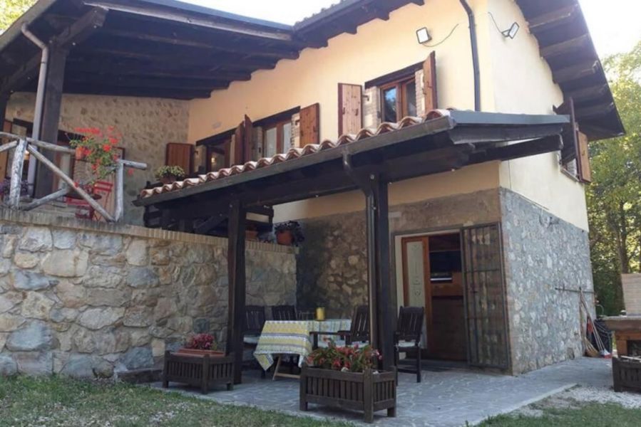 La Baita Del Conte Casa Vacanza A Castelli Nella Valle Del Gran Sasso In Abruzzo