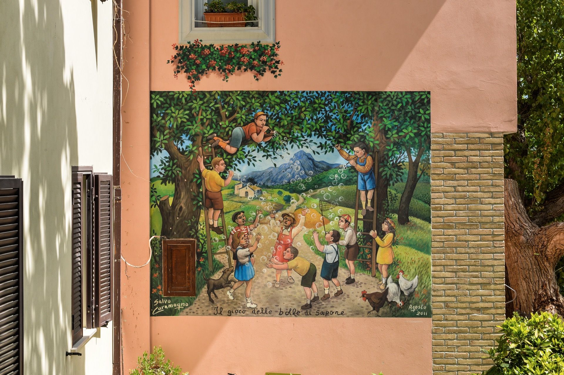 Murales Su Parete Nel Borgo Incantato Di Azzinano Di Tossicia Teramo Abruzzo