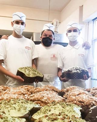 staff panificio Panetta Romeo a Isola Del Gran Sasso in Abruzzo