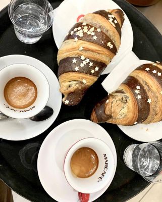 cornetto e caffè panificio Panetta Romeo a Isola Del Gran Sasso in Abruzzo