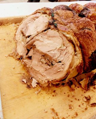 Porchetta di Colledara tipica teramana nel Gran Sasso D'Italia in Abruzzo