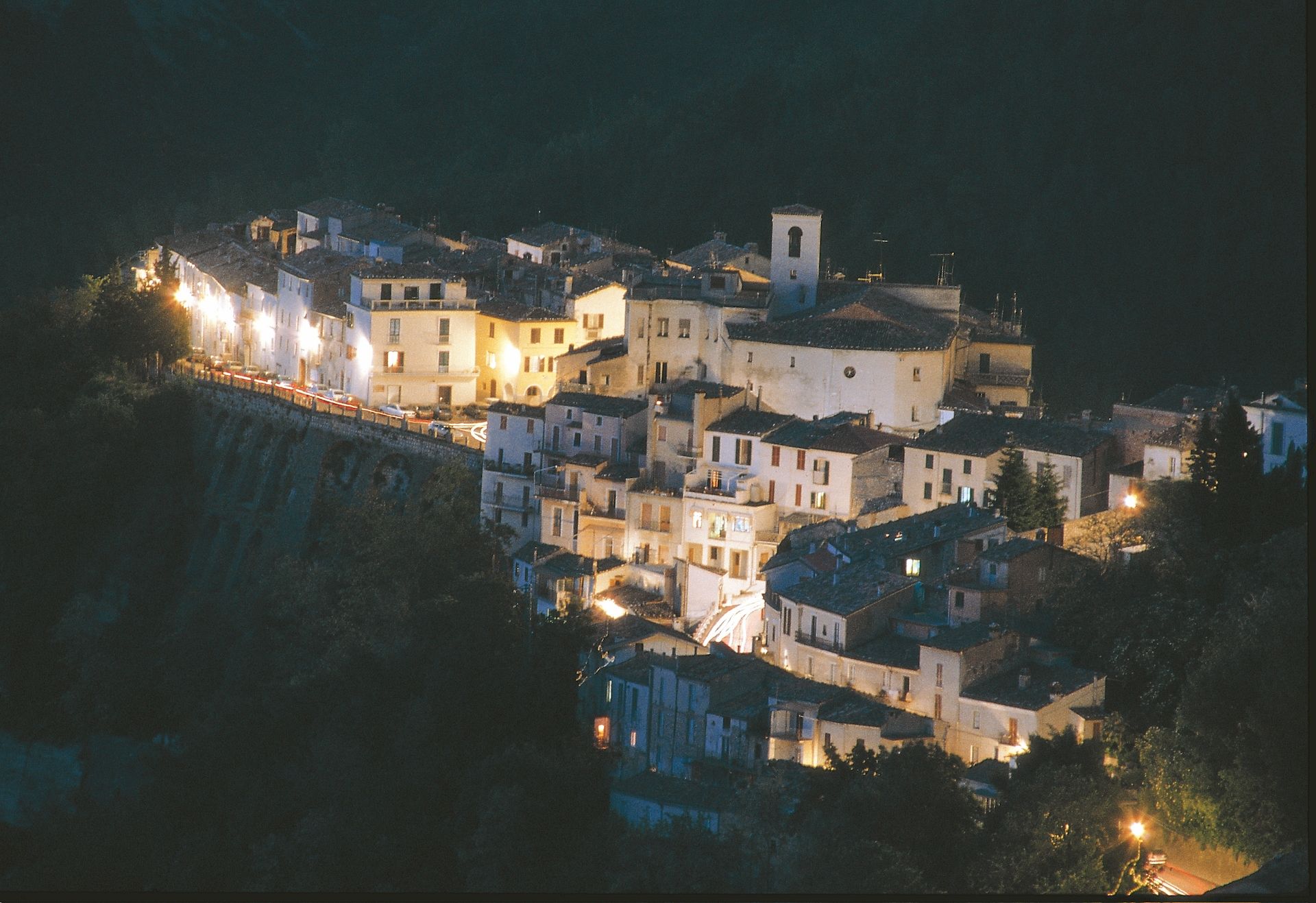 comune di Castelli di notte a Teramo in  Abruzzo del Gran Sasso D'Italia