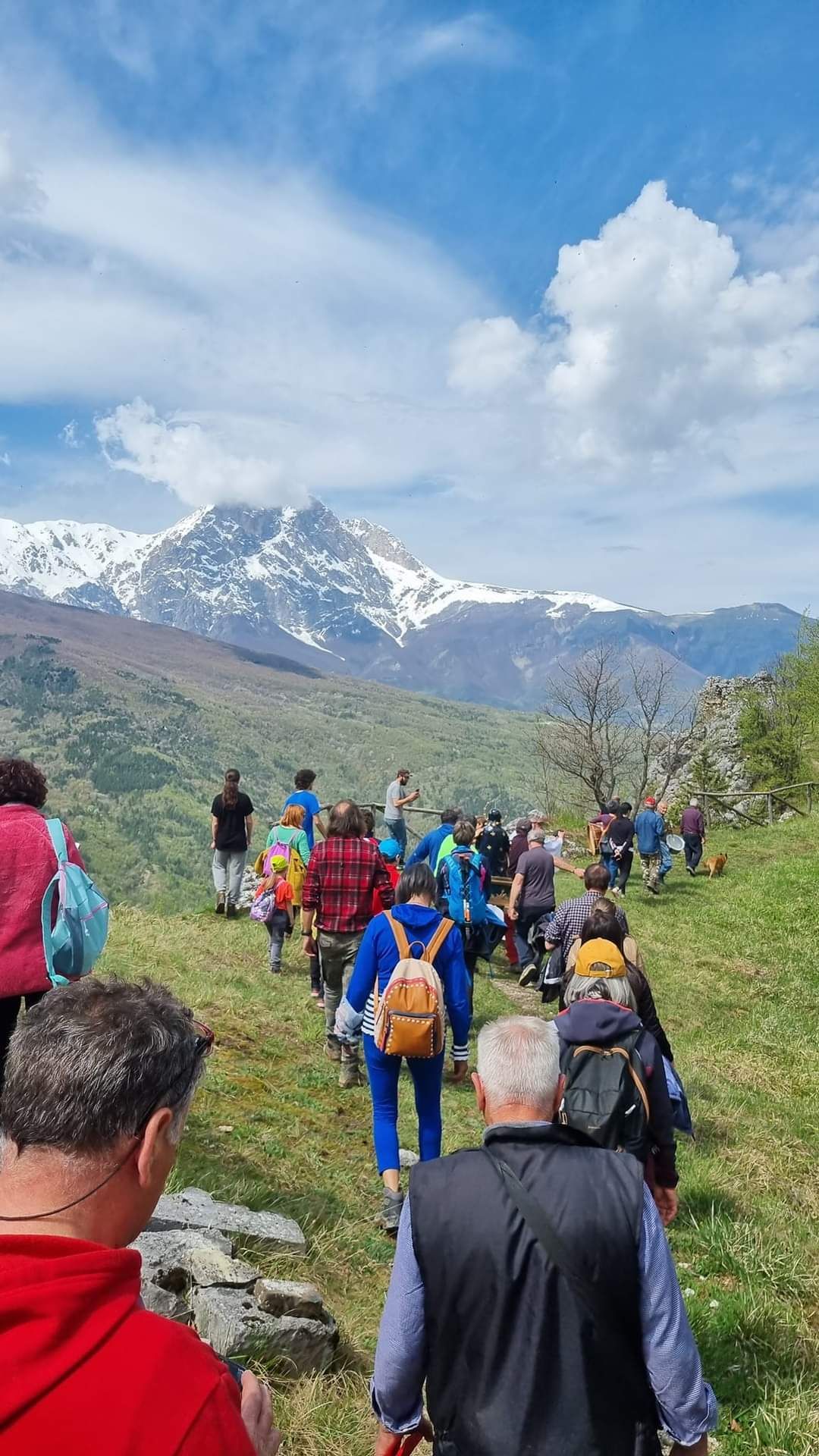 festa di Santa Maria Pagliara ad Isola del Gran Sasso d'Italia nella Valle Siciliana provincia di Teramo