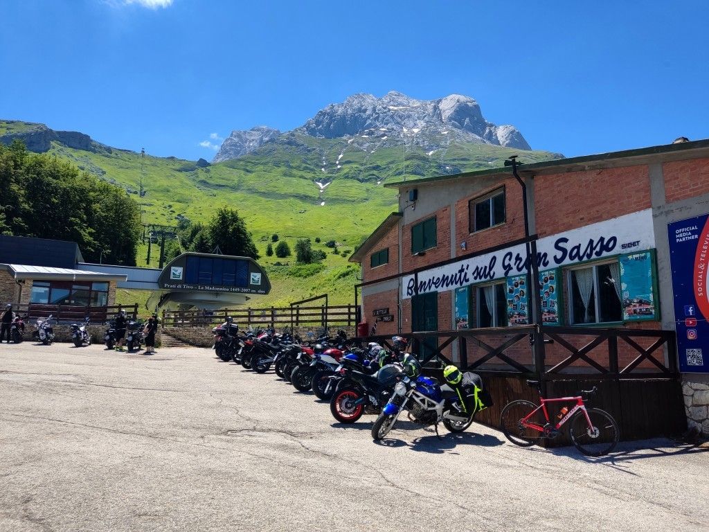 Prati Di Tivo Lago Di Campotosto San Pietro Della Jenca Gran Sasso D'Italia