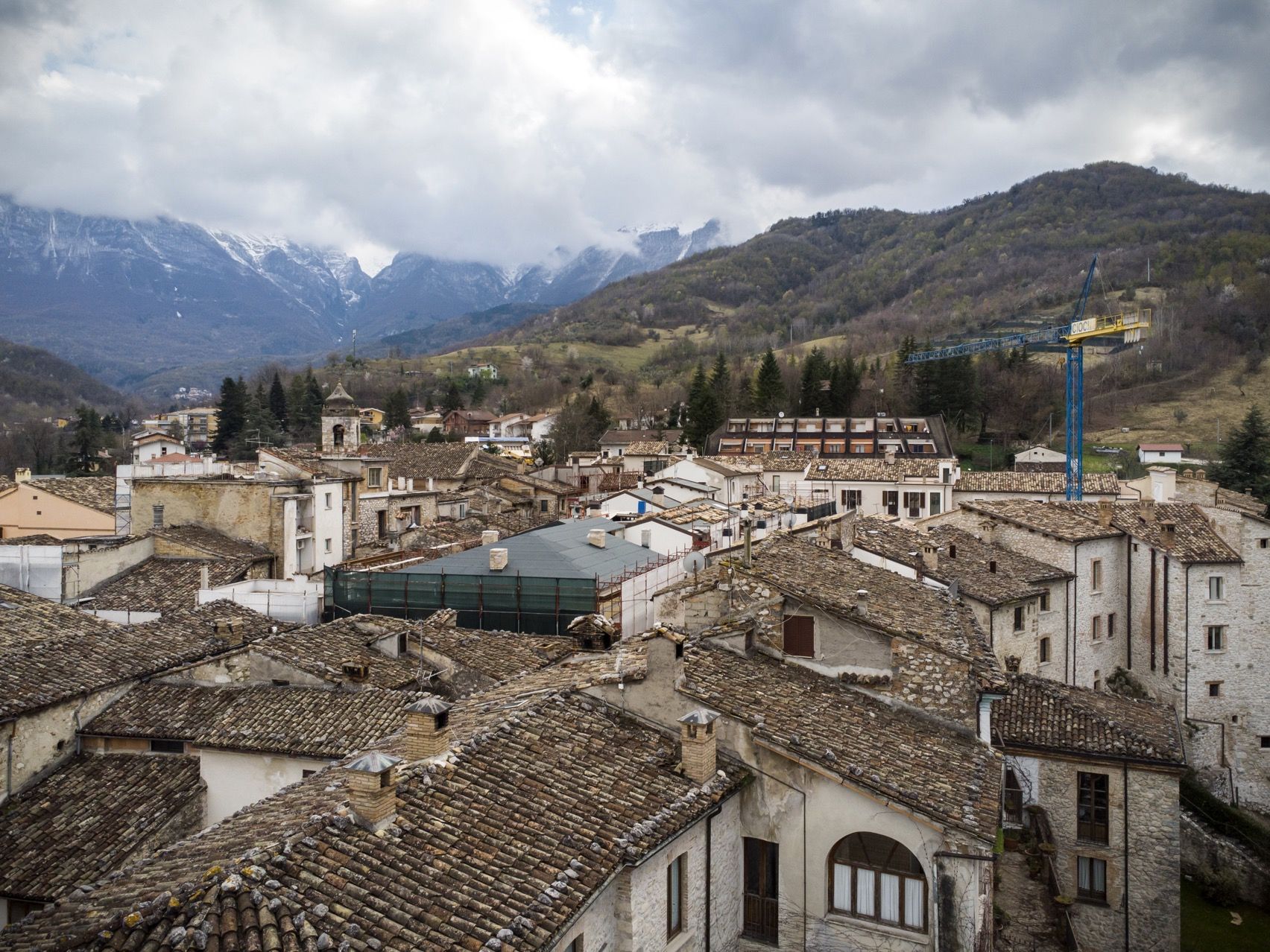 VIsta del borgo incantato di Isola del Gran Sasso a Teramo in Abruzzo