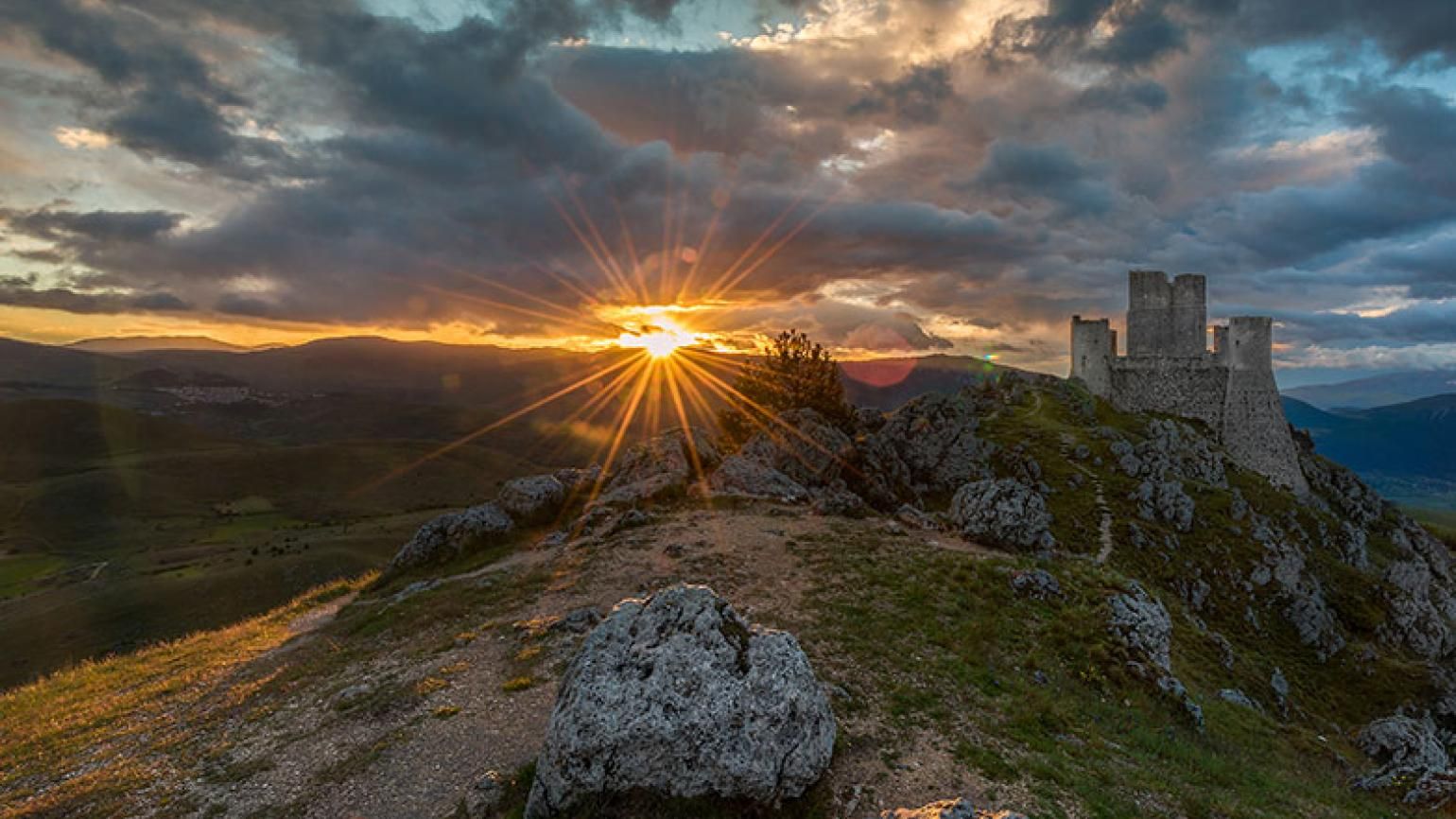 Rocca Calascio al tramonto