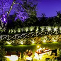 giardino di notte bagno camera Hotel Pina a Isola del Gran Sasso a Teramo in Abruzzo