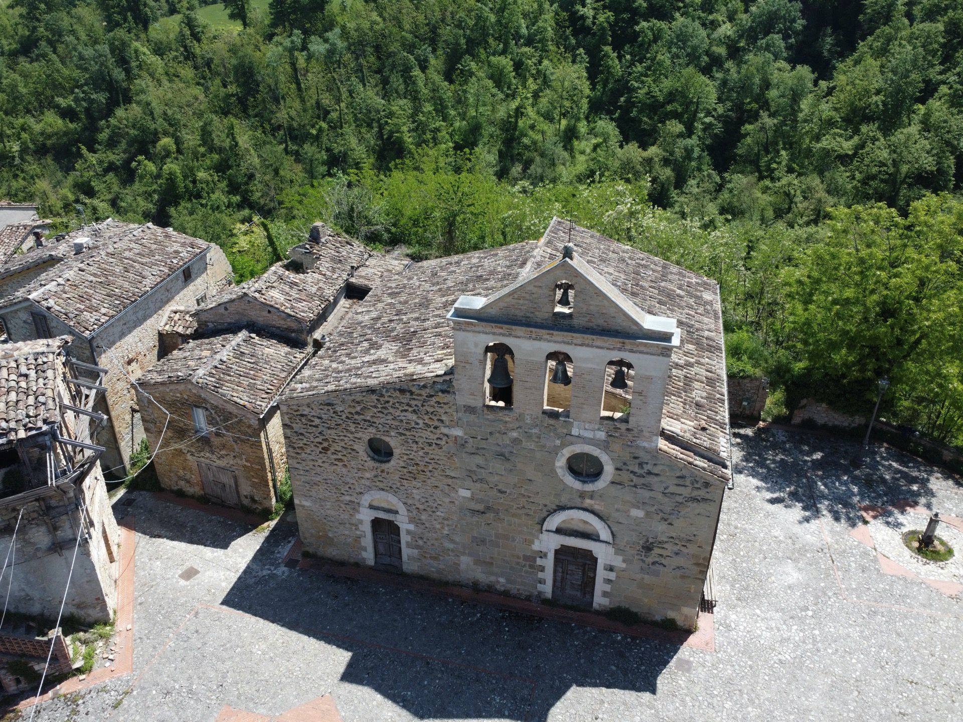 Centro storico del borgo incantato di Castiglione della Valle a Teramo in Abruzzo